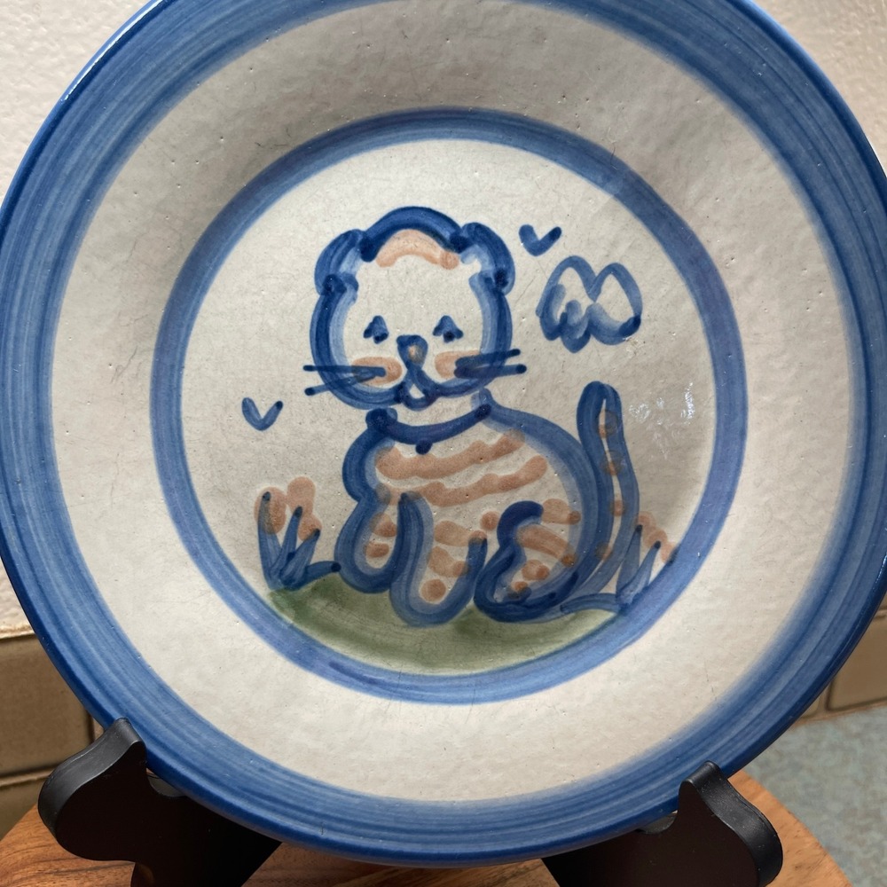 M.A. Hadley Handcrafted and Hand Painted Cat 9" Stoneare‎ Lunch Plate